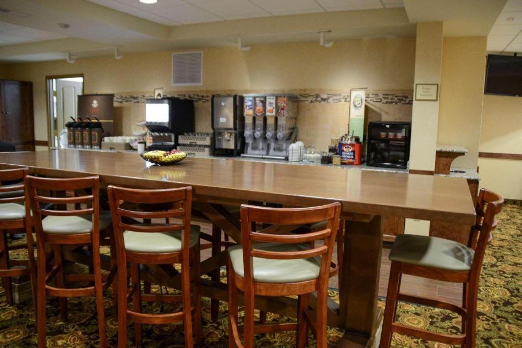 Country Inn & Suites By Radisson, Dundee, Mi Екстер'єр фото
